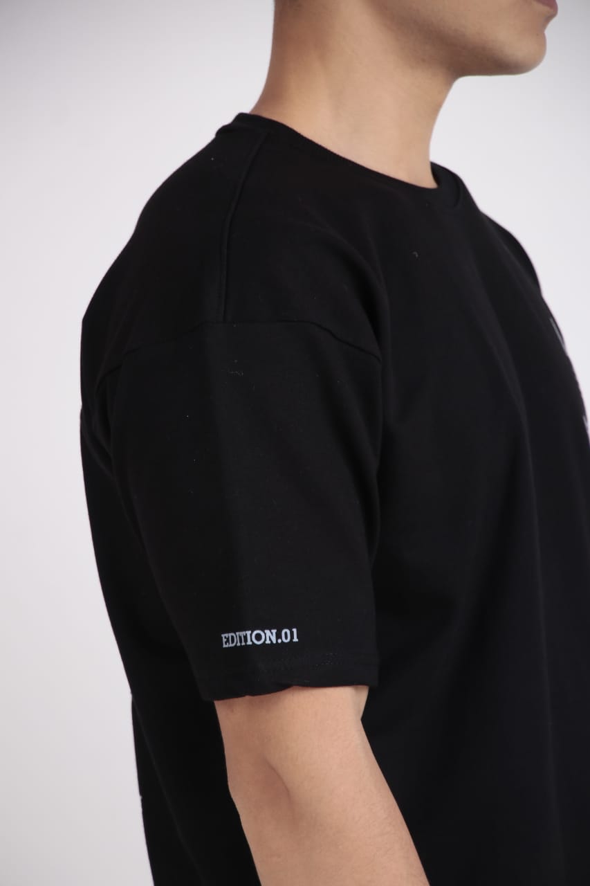 Unisex Oversized T-Shirt | Edition.01 Minimal. Bold. Urban.