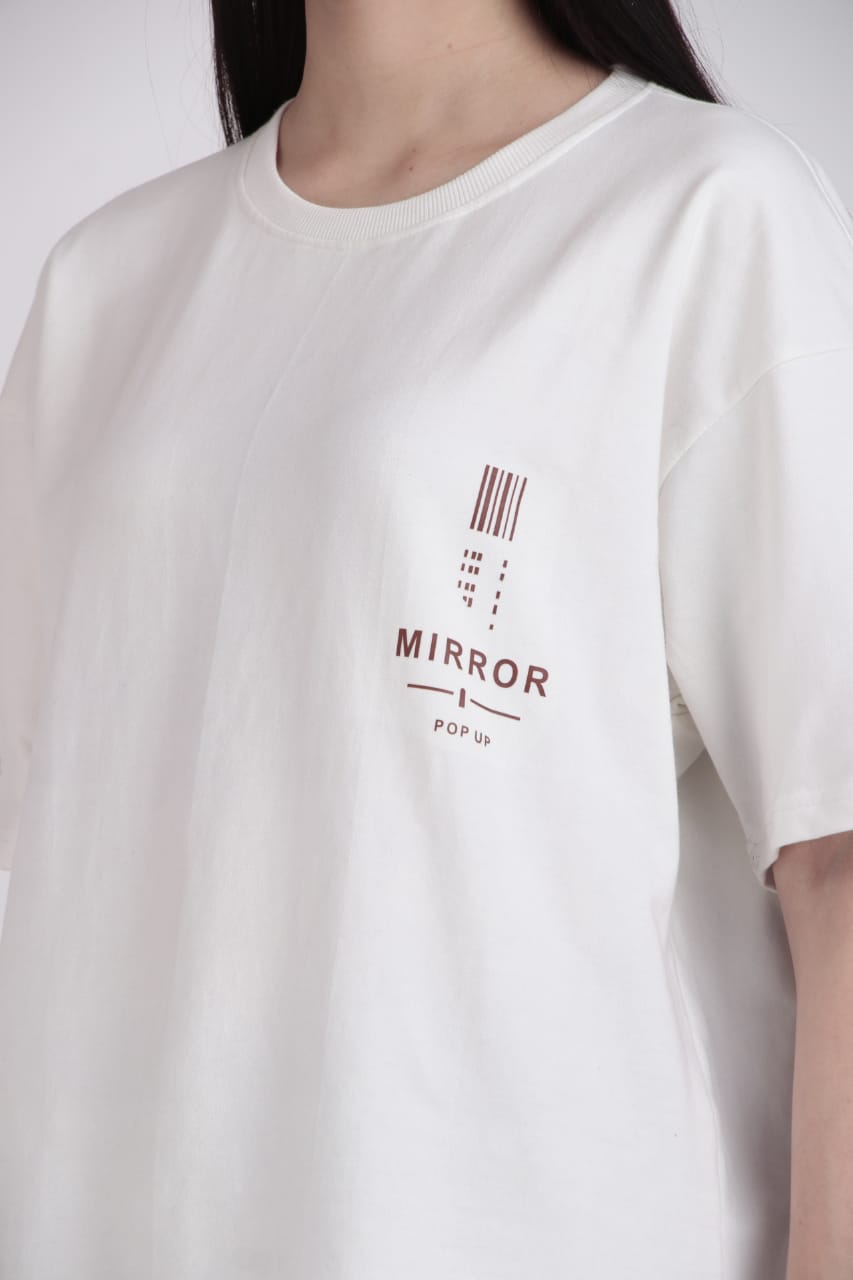 Unisex Oversized Off T-Shirt | Edition.01 Minimal. Bold. Urban.